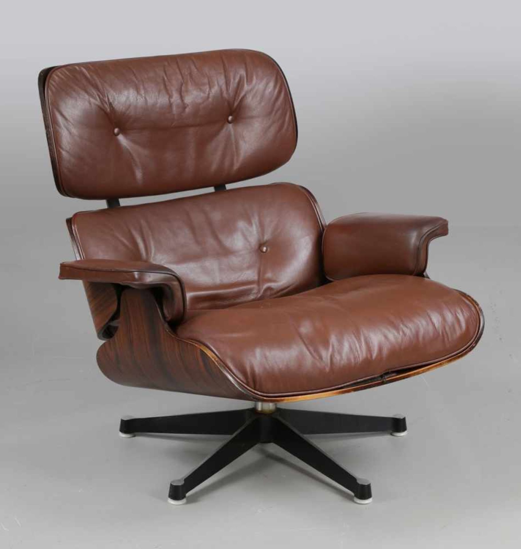 Lounge Chair Hermann Miller Collection/USA, um 1960/70. Entwurf: Charles Eames, um 1956. Palisander.