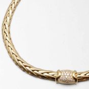 Collier mit Brillanten750/- Gelbgold, gestempelt. Gewicht: ca. 49g. Div. Brillanten zus. ca. 1,034ct