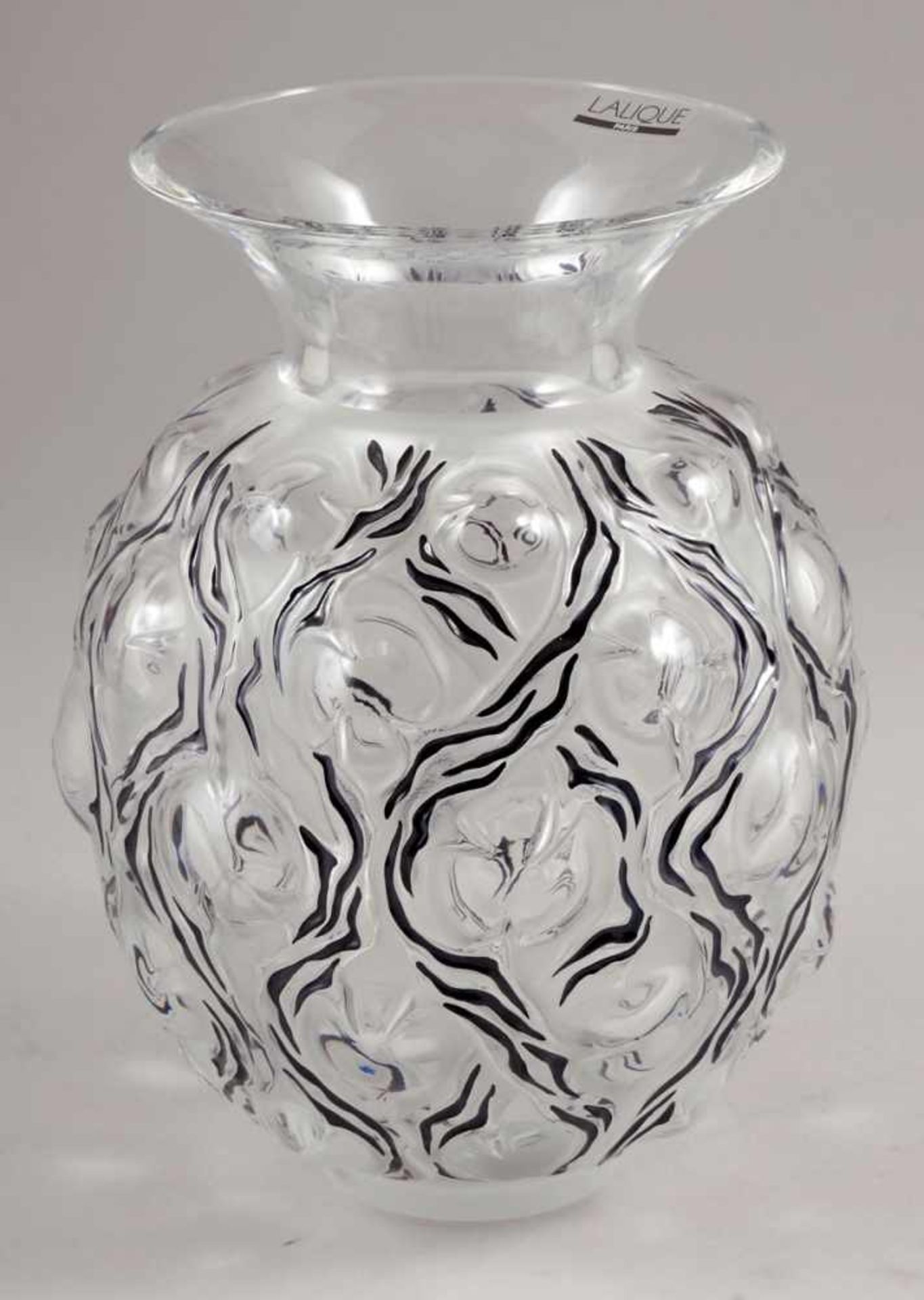 Vase Epines Emaille noir / Vase Thorns black enamelledLalique, Wingen-sur-Moder. Farbloses Glas,