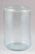 BindeglasEnde 19. Jh. Farbloses Glas, mit leicht hochgewölbtem Boden. Abriss. H. 23,5 cm. - Zustand: