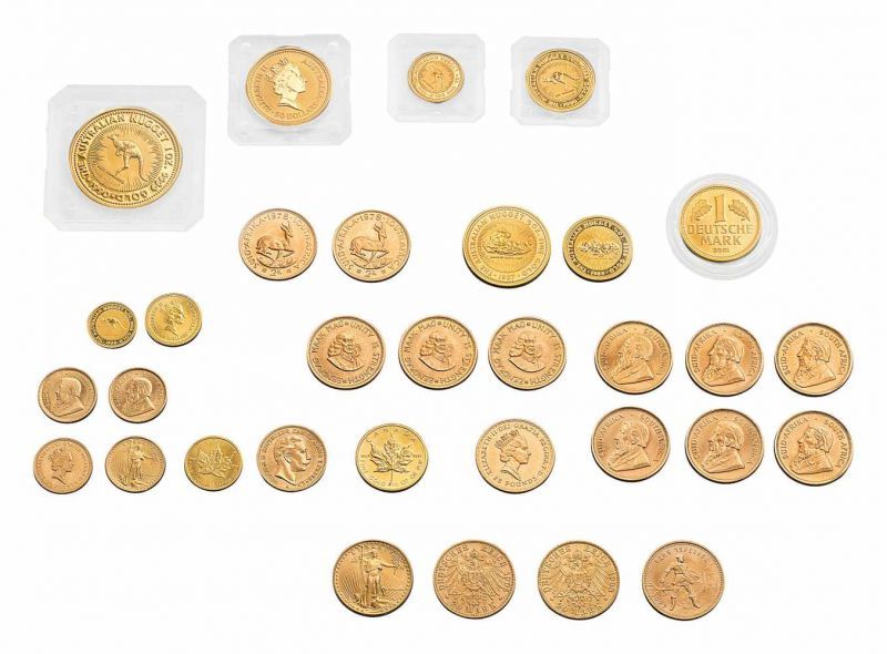Sammlung von 32 Goldmünzen Feingold. Eine 100 Dollar-Kangaroo-Nugget-Münze Australia 1990 1-Oz, eine