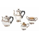 Kaffee- und Teeservice Deutsch um 1890. Silber 13 Lot, teilweise innen ausvergoldet bzw. Silber