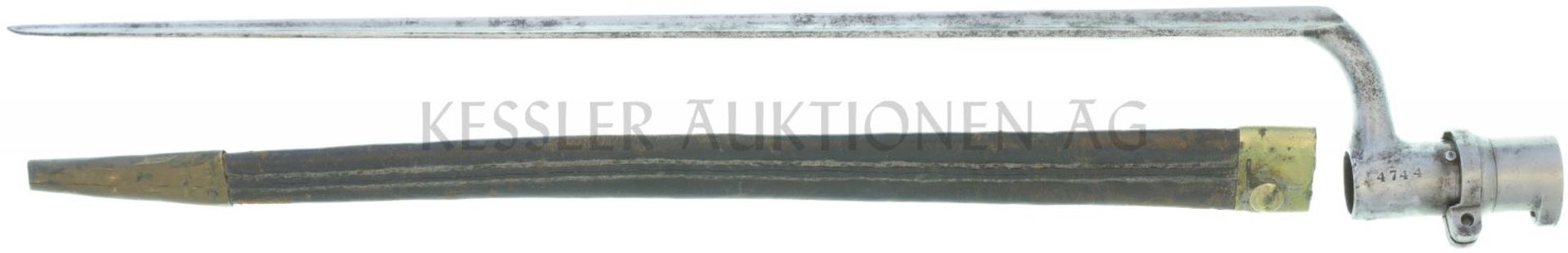 Dreikant-Stichbajonett 1817/42 Tüllendurchmesser 21.3mm, Arretierring, braune Lederscheide mit
