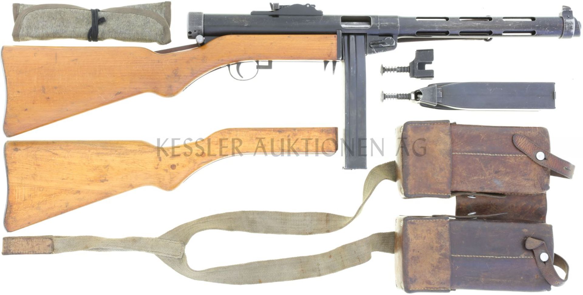 Maschinenpistole, Tikkakoski Suomi, MP 43, Kal. 9mmP LL 310mm, TL 860mm. Verschluss zuschiessend,
