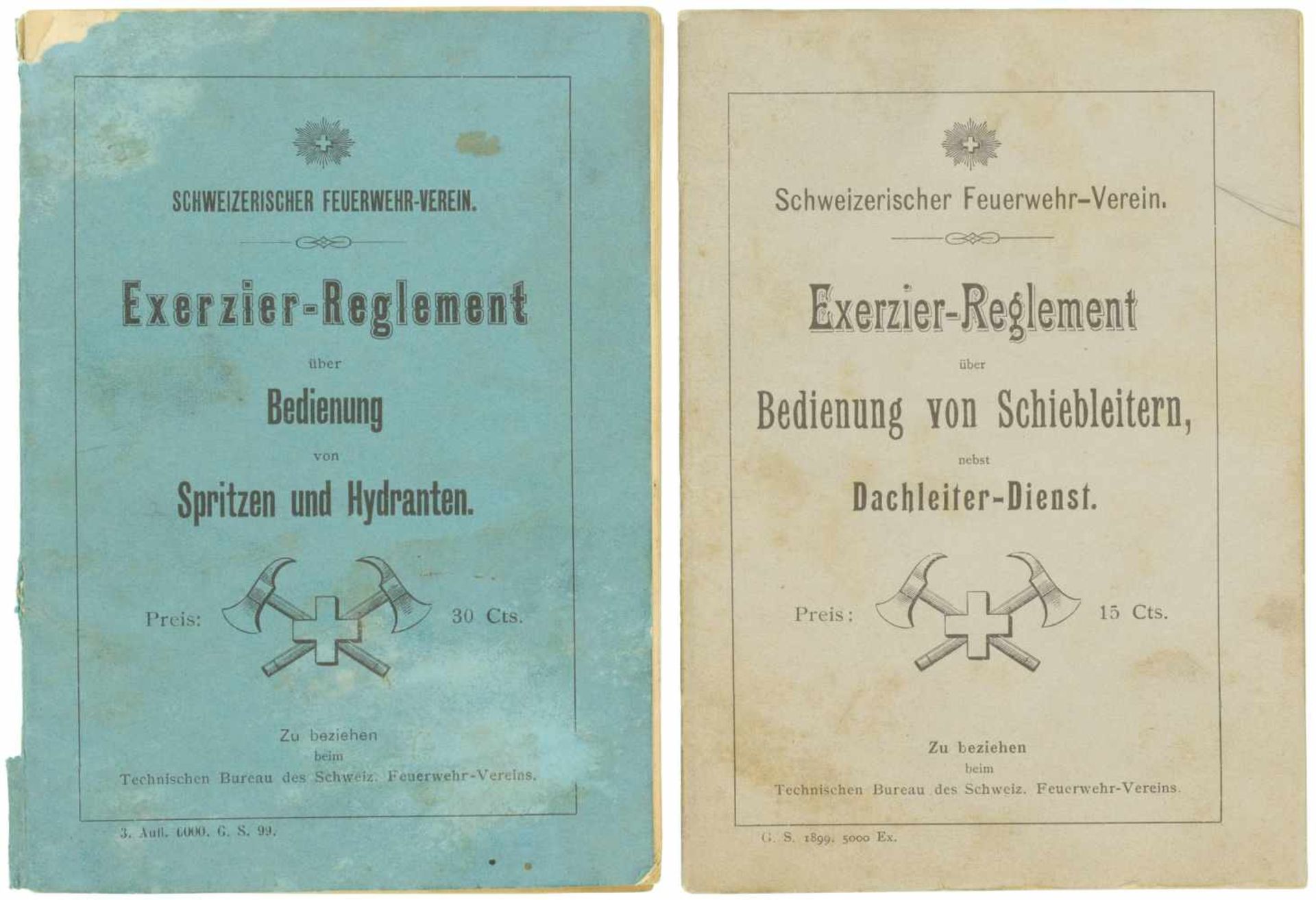 Konvolut von 2 Exerzierreglementen der Feuerwehr 1. "Bedienung von Spritzen und Hydranten". 2. "