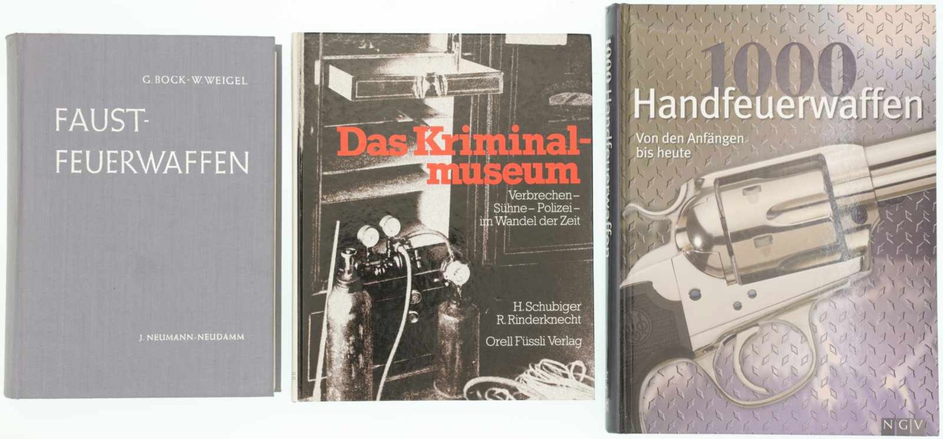 Konvolut 3 Bücher 1. Handbuch der Faustfeuerwaffen, 4. verbesserte und erweiterte Auflage, Autoren