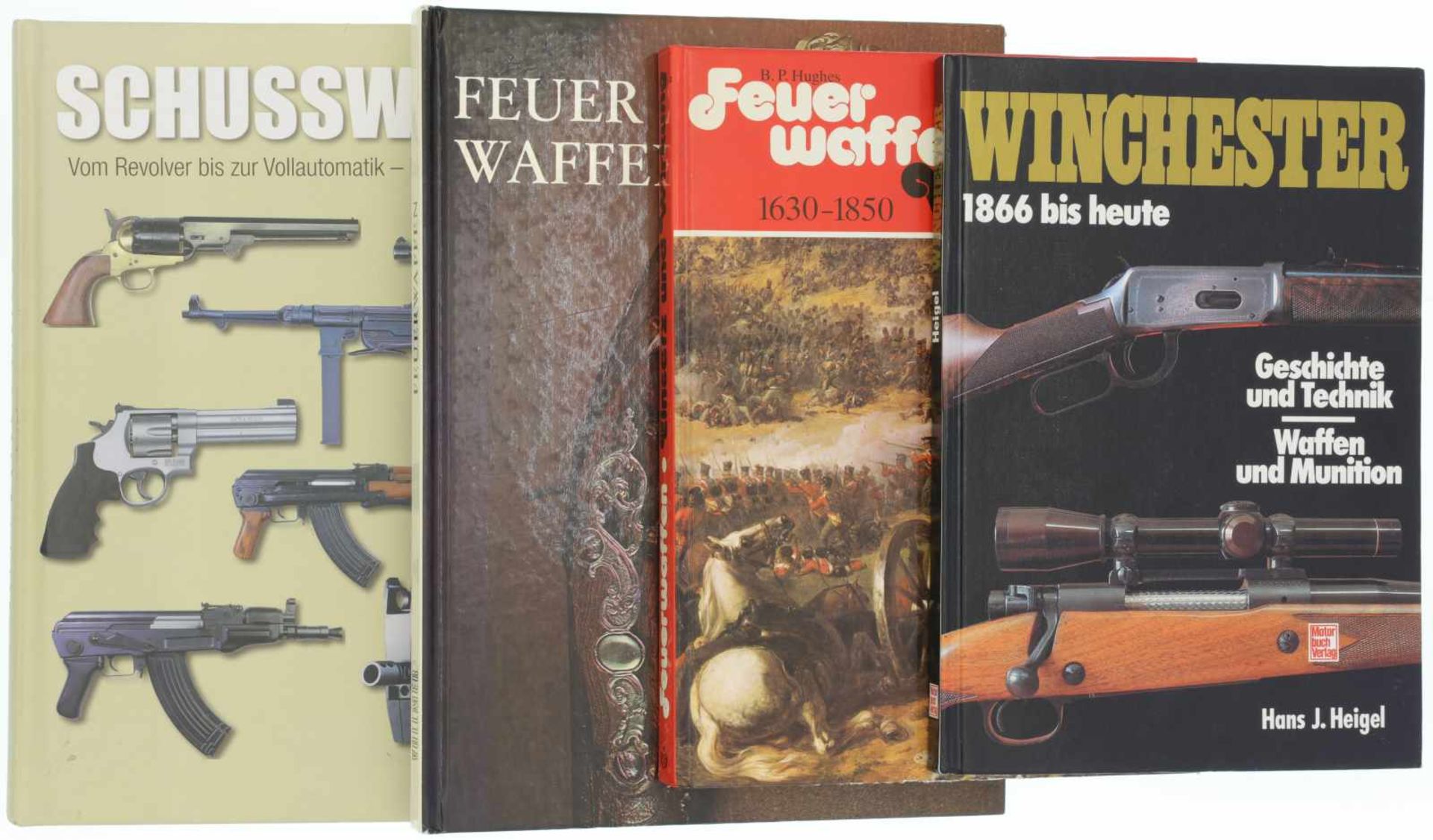 Konvolut von 4 Büchern 1. Schusswaffen, vom Revolver bis zur Vollautmatik. Paragon Book's. 2.