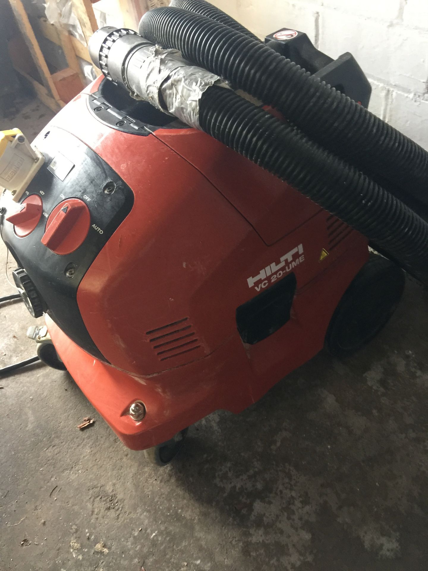 Hilti model VC20-UME extraction hoover - Image 3 of 3