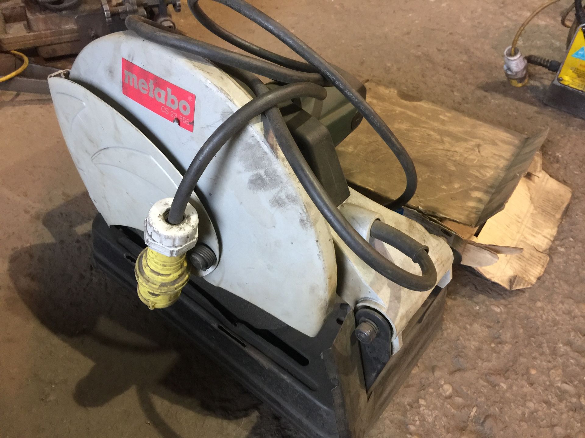 Metabo Chop Saw with spare discs (Burton-upon-Trent)