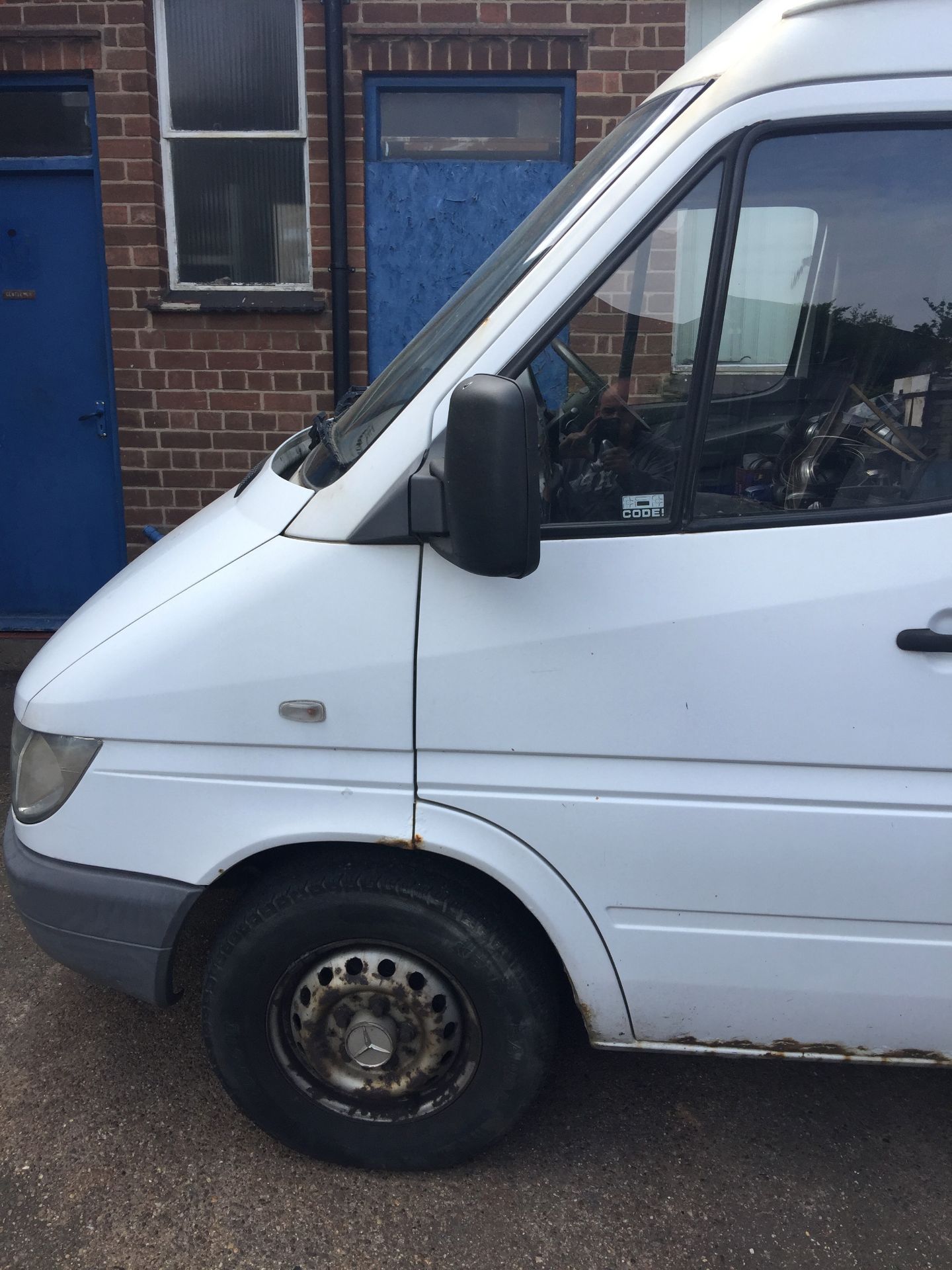 VW Sprinter 132,000 miles recently serviced reg FA03 UEE with roof rack good condition (DERBY) - Image 4 of 10