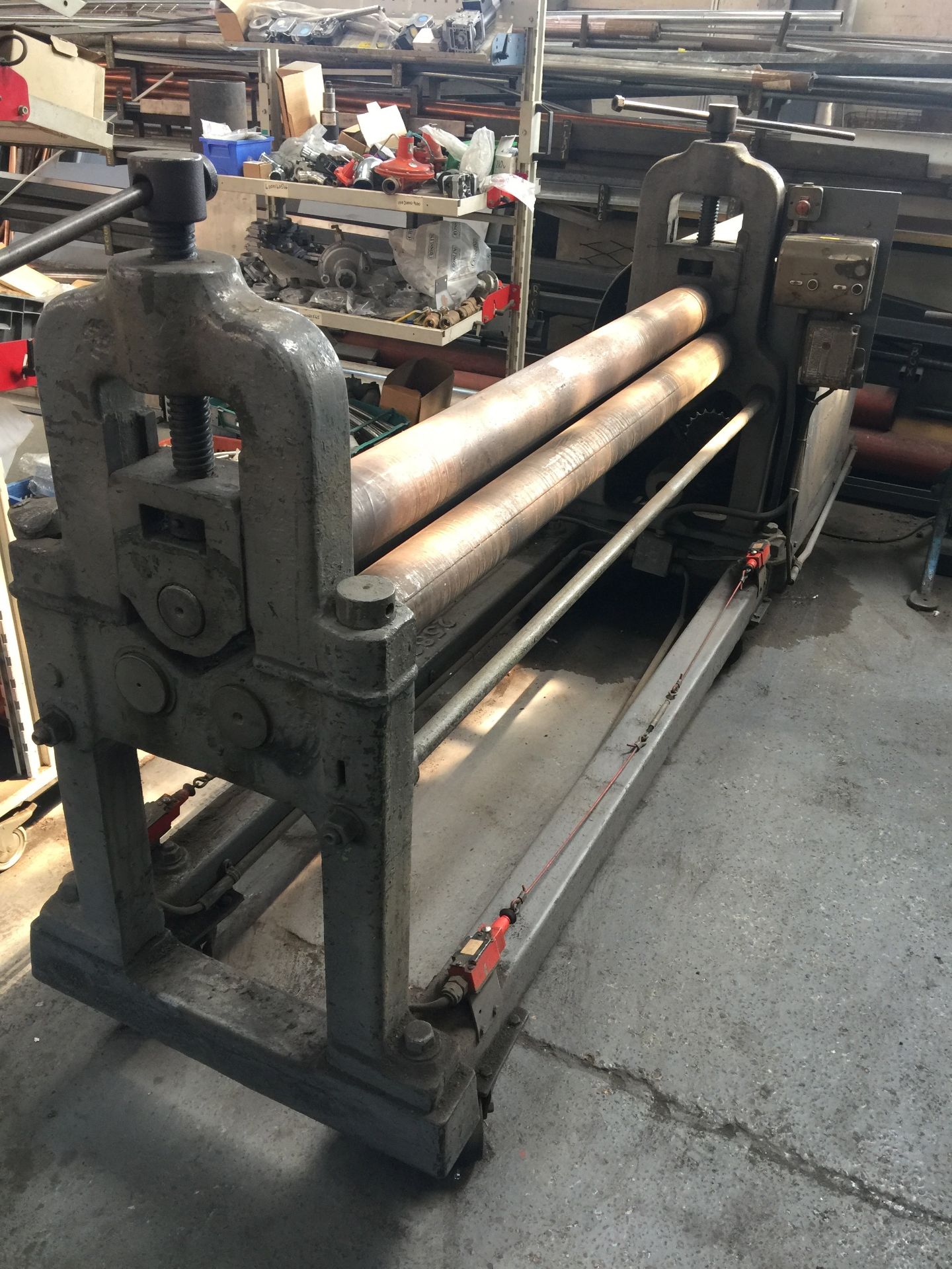 No 2583 6ft powered bending rollers (DERBY)