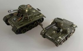 Blechspielzeug - 2 Panzer GAMA - T-65 gem. Made in US-Zone und Made in Western Germany, tlw. min.