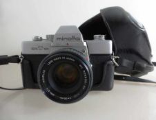 Fotoapparat Minolta SR T 101, Spiegelreflex, Objektiv MC Rokkor 50mm, Funktion n. gepr., mit Tasche