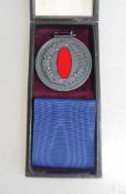 Sammleranfertigung - Medaille "Treue Dienste" in der SS, im Etui, sog. 3.Reich