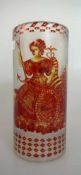 Henkelbecher 19.Jh., farbloses mattiertes Glas mit Rotätze, schauseitig Frau auf Löwe sitzend, Anker