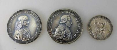 3 Medaillen Würzburg, u.a. Julius Echter, 2x Silber, Nachprägung