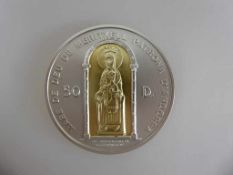 Andorra - 50 Diners, Jungfrau von Meritxell, d. 65mm, Silber 925 mit Goldinlay 916er Gold (2,5g.),
