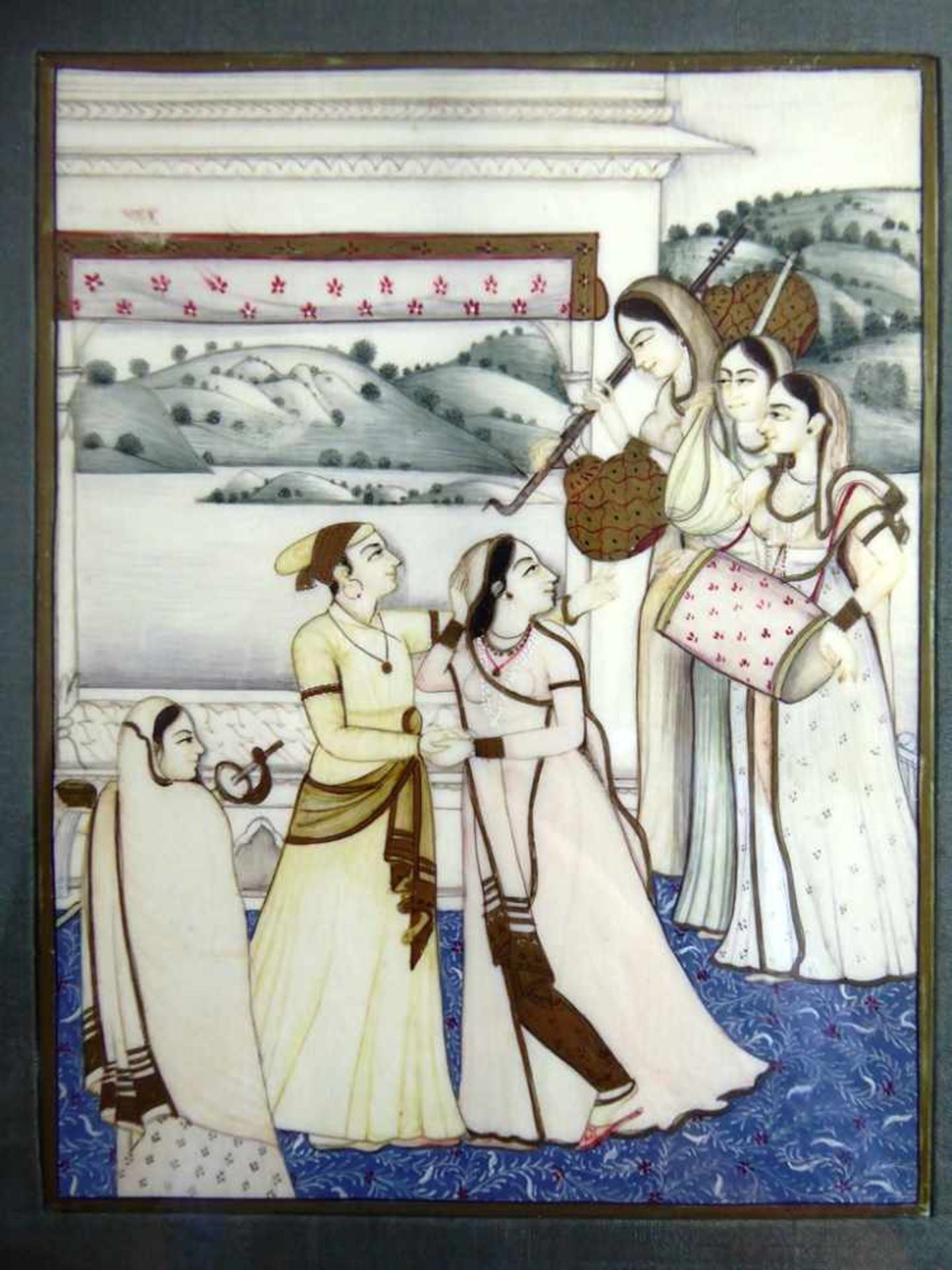 Miniatur, Indien um 1900, Gouache auf Elfenbein, Palastszene mit Frauen, ca. 15cm x 11,5cm, i.R.