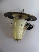 Deckenlampe, 1950er Jahre, Deutsches Nachkriegsdesign, schwarz lackierter Schirm, Glaseinsatz,