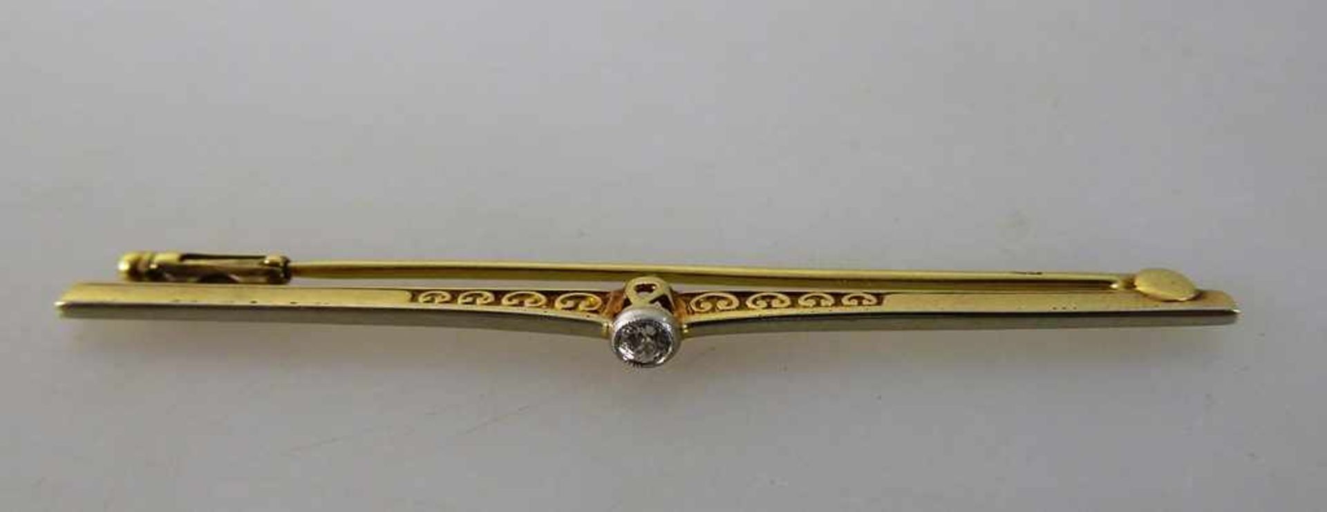 Stabbrosche mit Diamant, Gelbgold 585, l. 58mm, 3g