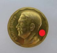 Goldene Portraitmedaille Adolf Hitlers, private Pseudoprobe für 100 Reichsmark in Gold des Jahres