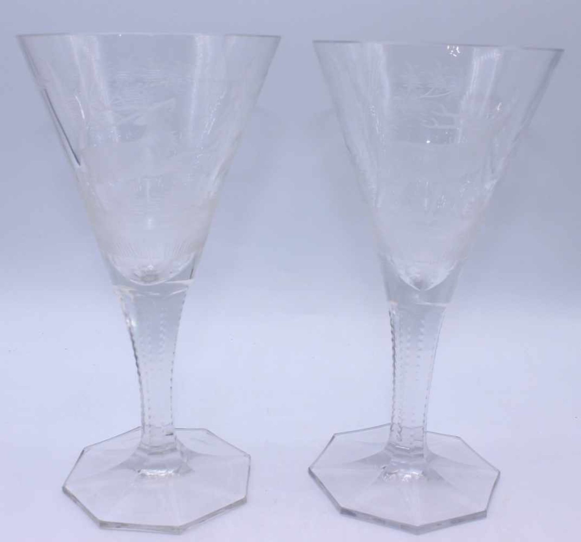 Satz Gläser - 20.Jahrhundert farbloses Glas geschnitten und geätzt, "Jagdmotiv", 8-eckiger Stand,