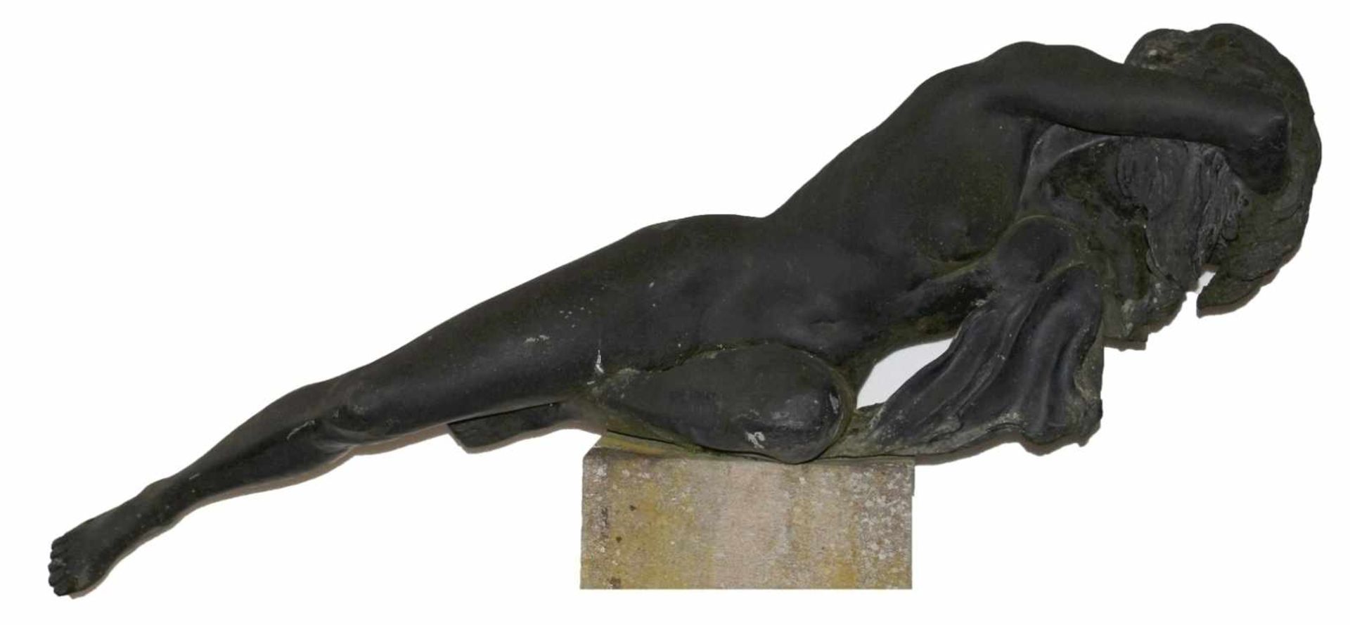 Große Skulptur - Constanzo Mongini (1918 Mailand -1981) "La donna nera", rückseitig signiert und