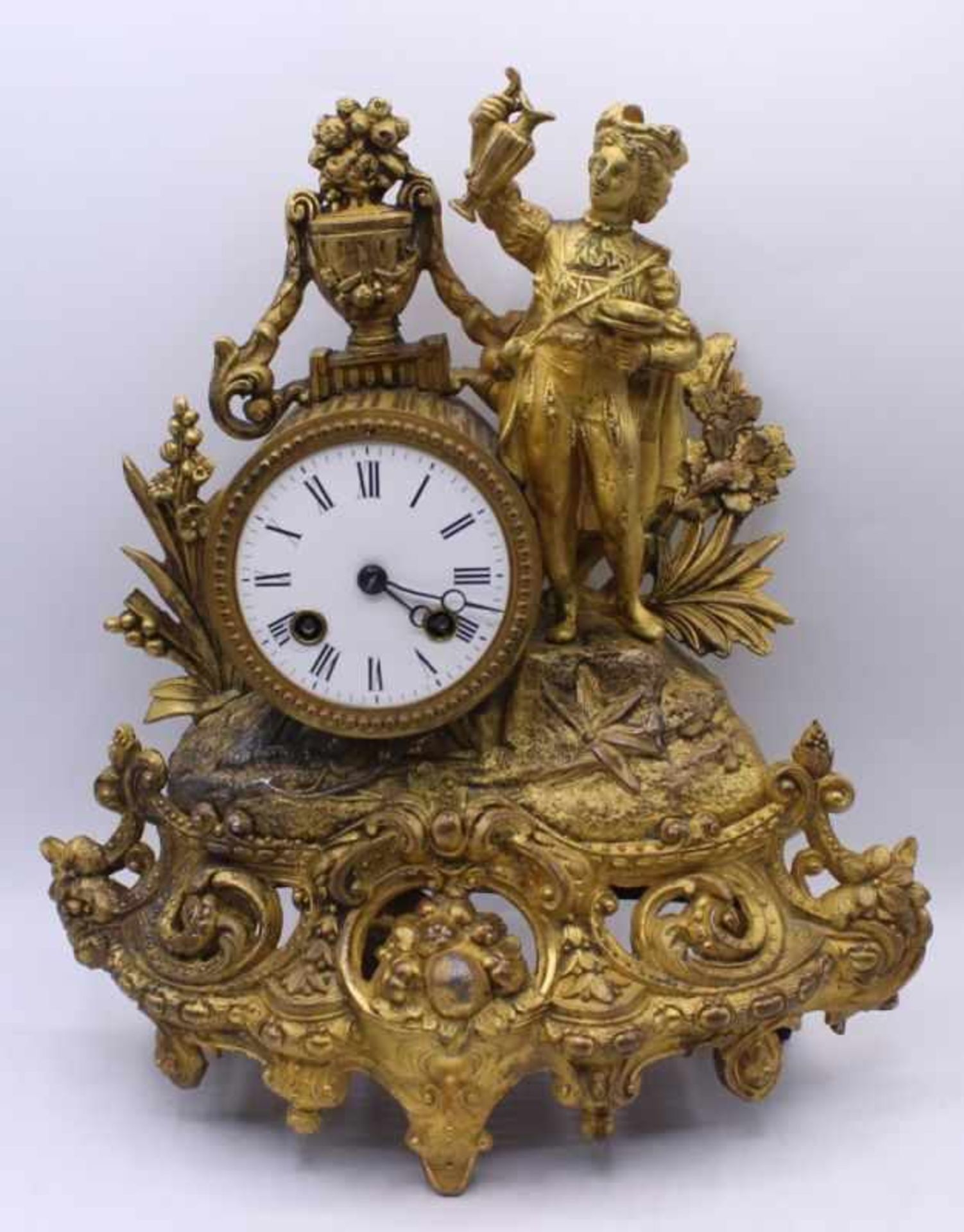 Figurenuhr - wohl Frankreich 19.Jahrhundert Regulé-Gehäuse vergoldet, Emailziffernblatt mit