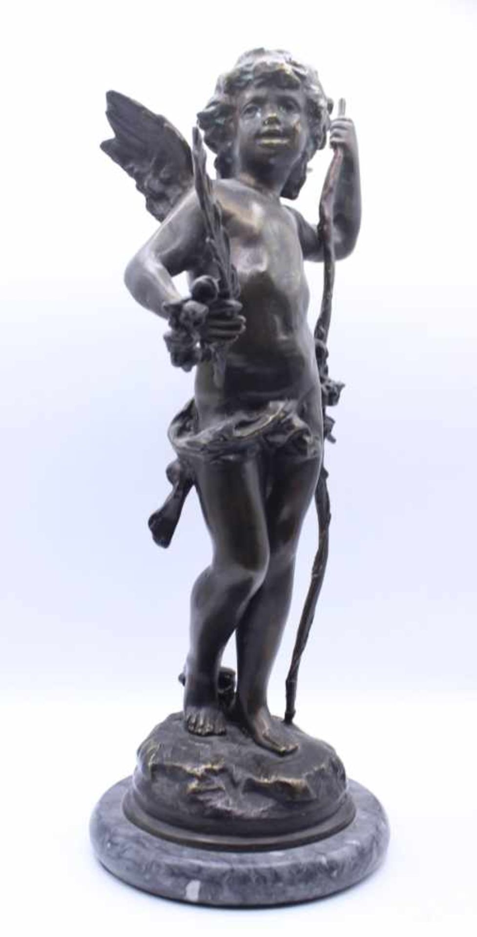 Figur - nach Entwurf Auguste Moreau (Frankreich 1861-1906) - 20.Jahrhundert " Amor ", Bronze, im