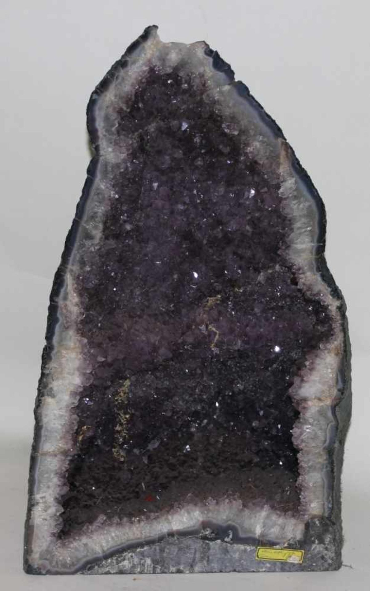 Amethystdruse Spitze best., ca. 25 Kg, Maße ca. 56x32x22 cm, Altersspuren