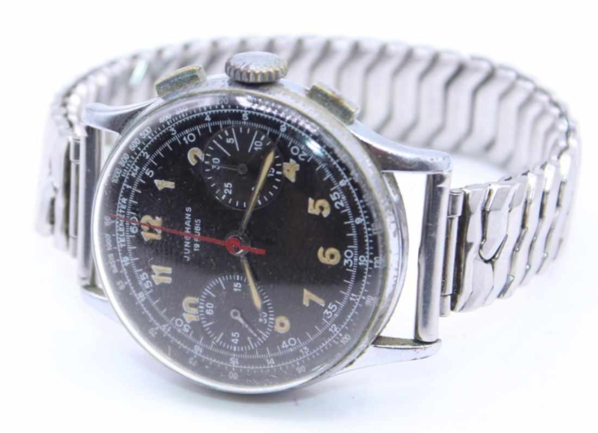 Armbanduhr - Marke Junghans Chronometer J 88, schwarzes Zifferblatt mit arabischen Leuchtziffern,