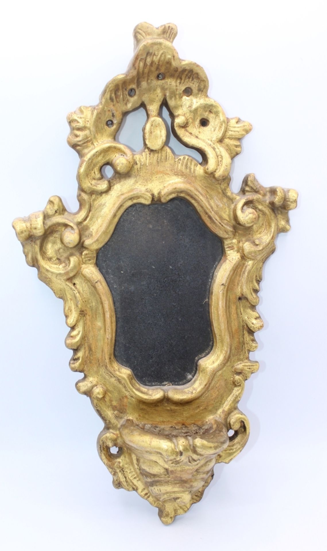 Barocker Spiegel evtl. ehem. Weihwasserbehältnis, Holz geschnitzt, gefaßt und vergoldet, verziert