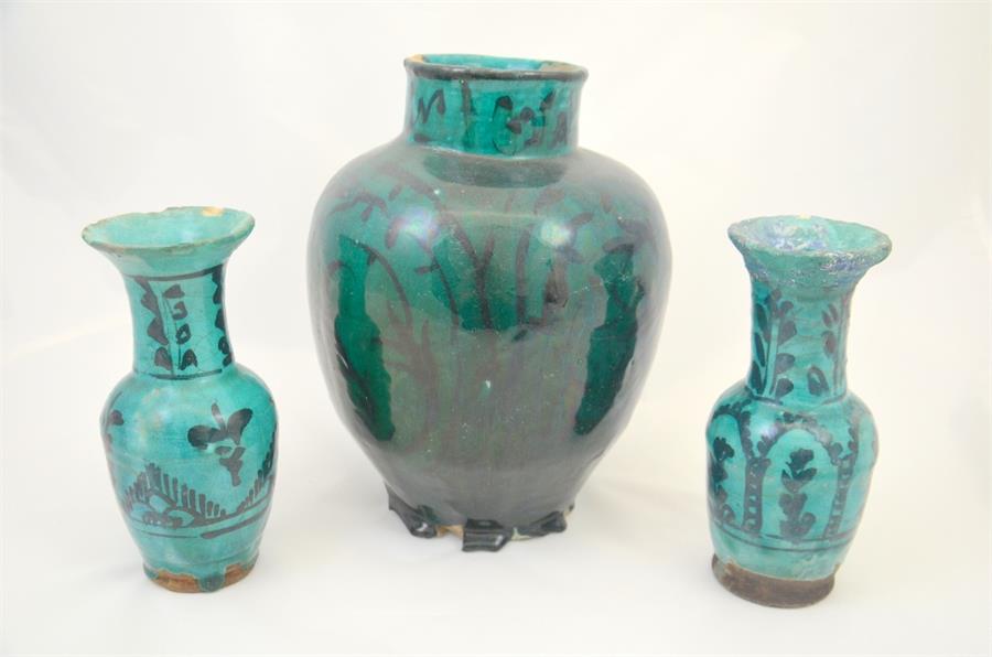 Three Persian ceramic vases - Image 5 of 5