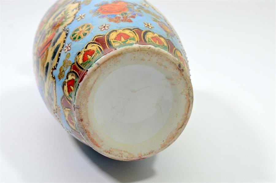 A Japanese Satsuma style vase - Image 3 of 3