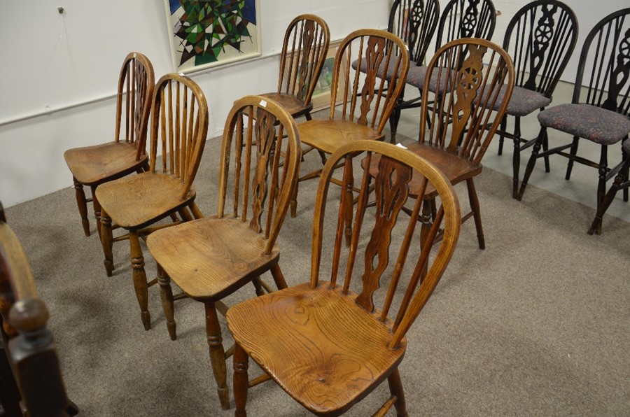 Seven matched elm seated Windsor chairs - Image 2 of 2