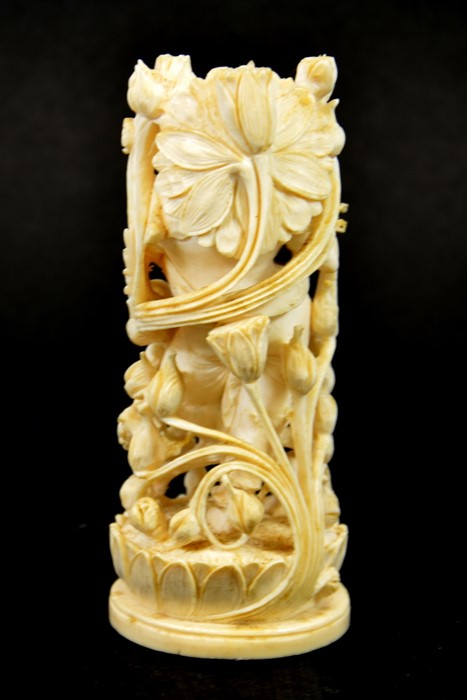 λ A 19th century Indian carved ivory figure of a deity playing the pipe - Image 3 of 6