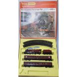 TRIANG HORNBY OO GUAGE R5609 EXPRESS BOXED TRAIN SET