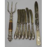 SILVER HANDLE 6 TEA KNIVES & PLATED BREAD KNIFE & FORK