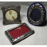 SILVER 3 SMALL PHOTOGRAPH FRAMES