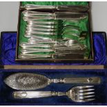 CASED FISH SERVERS & FISH CUTLERY