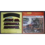 TRIANG HORNBY EXPRESS PASSENGER SET R5609 - BOXED