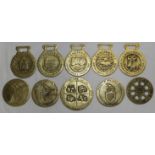 5 LANLIVERY & 5 PADSTOW VINTAGE RALLY BRASS PLAQUES