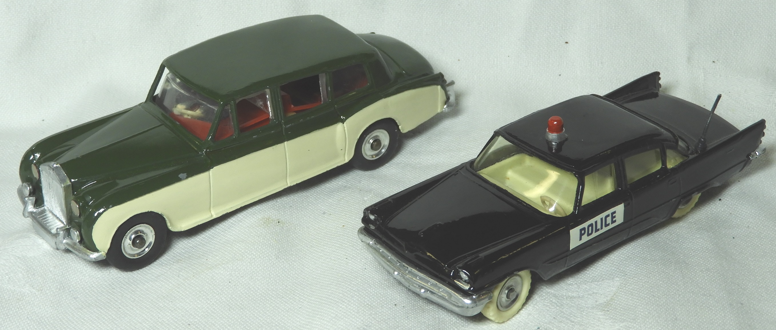 DINKY ROLLS ROYCE PHANTOM 198 & POLICE CAR DE SOTO 258 (RP)