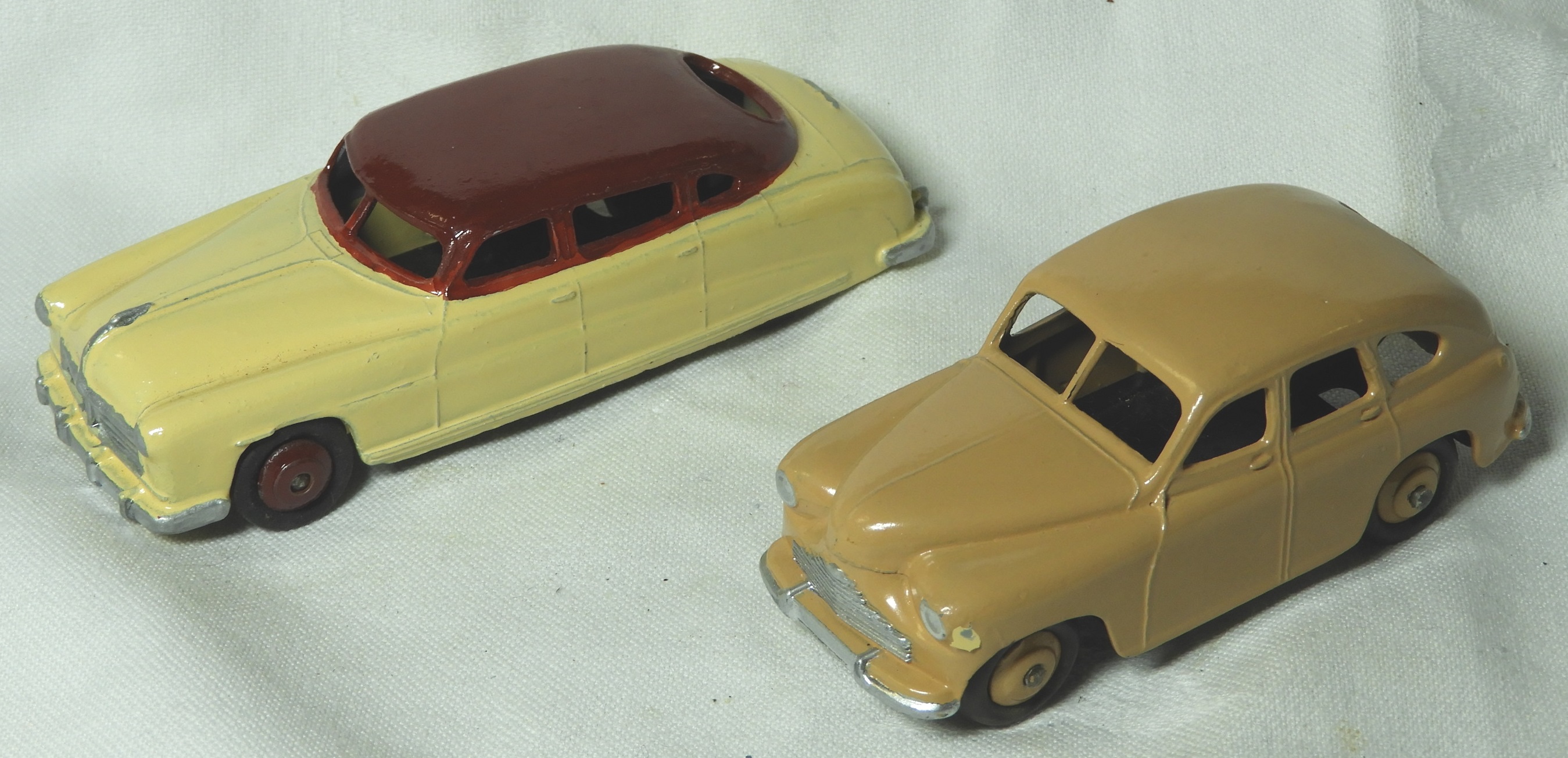 DINKY STANDARD VANGUARD 40C & HUDSON COMMODAORE 139B (RP)