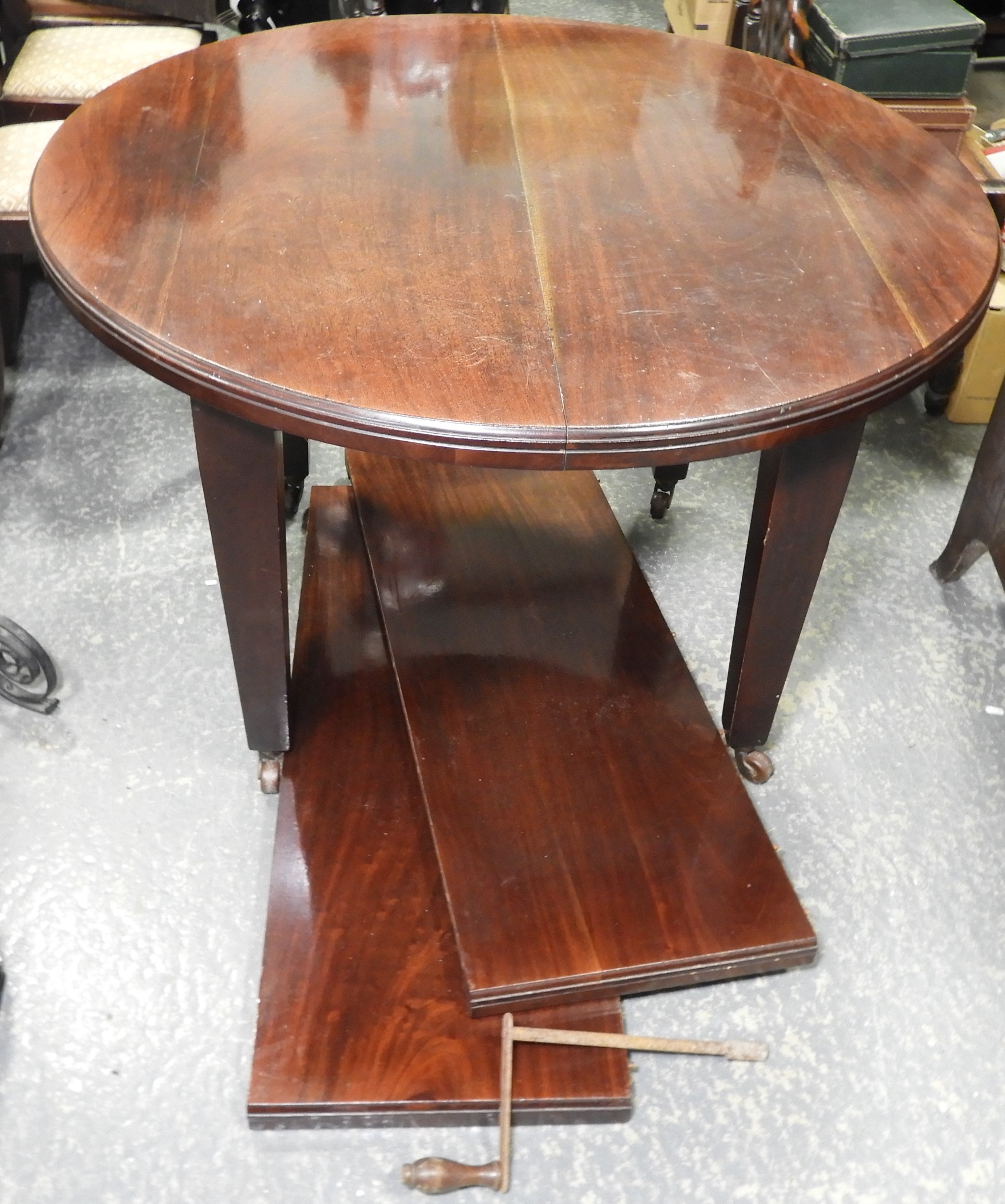 SHAPLAND & PETTER MAHOGANY CIRCULAR DINING TABLE WITH 2 EXTENSION LEAVES NO 6891 (77' EXTENDED)