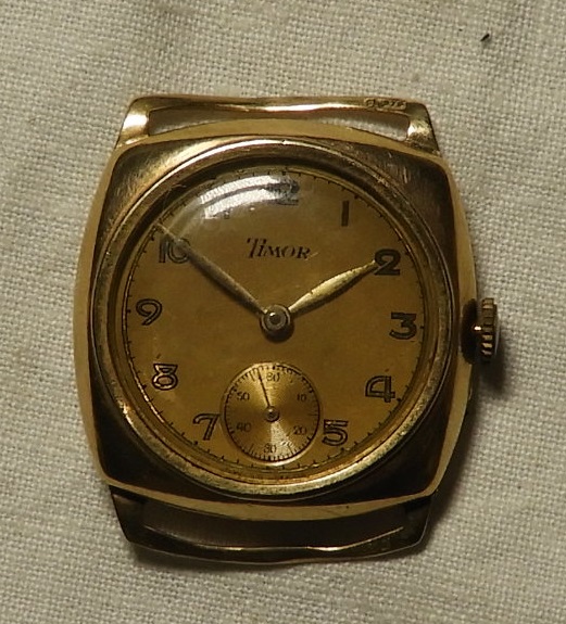 TIMOR 9CT GOLD 15 JEWEL WRISTWATCH