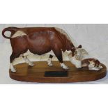 BESWICK CONNOISSEUR HEREFORD COW & CALF TO PLINTH