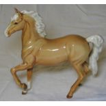 BESWICK GLOSS PRANCING PALOMINA HORSE