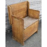 SMALL OAK MONKS BENCH