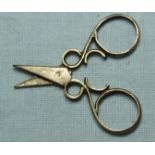 PR MINIATURE GOLD COLOURED SCISSORS